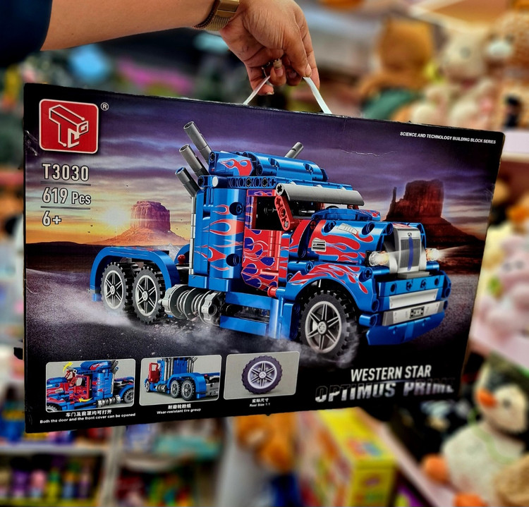 لگو کامیون اپتیموس پرایم عقب کش Western Star مدل T3030 چراغدار، ۶۱۹ قطعه