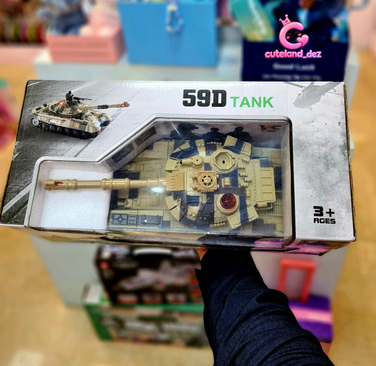 تانک جنگی کنترلی 2.4G MOKA مدل 59D TANK با چراغ، صدا و برجک چرخشی ۳۰۰ درجه
